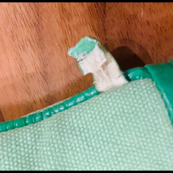 Small green pouch - Picture 4 of 7